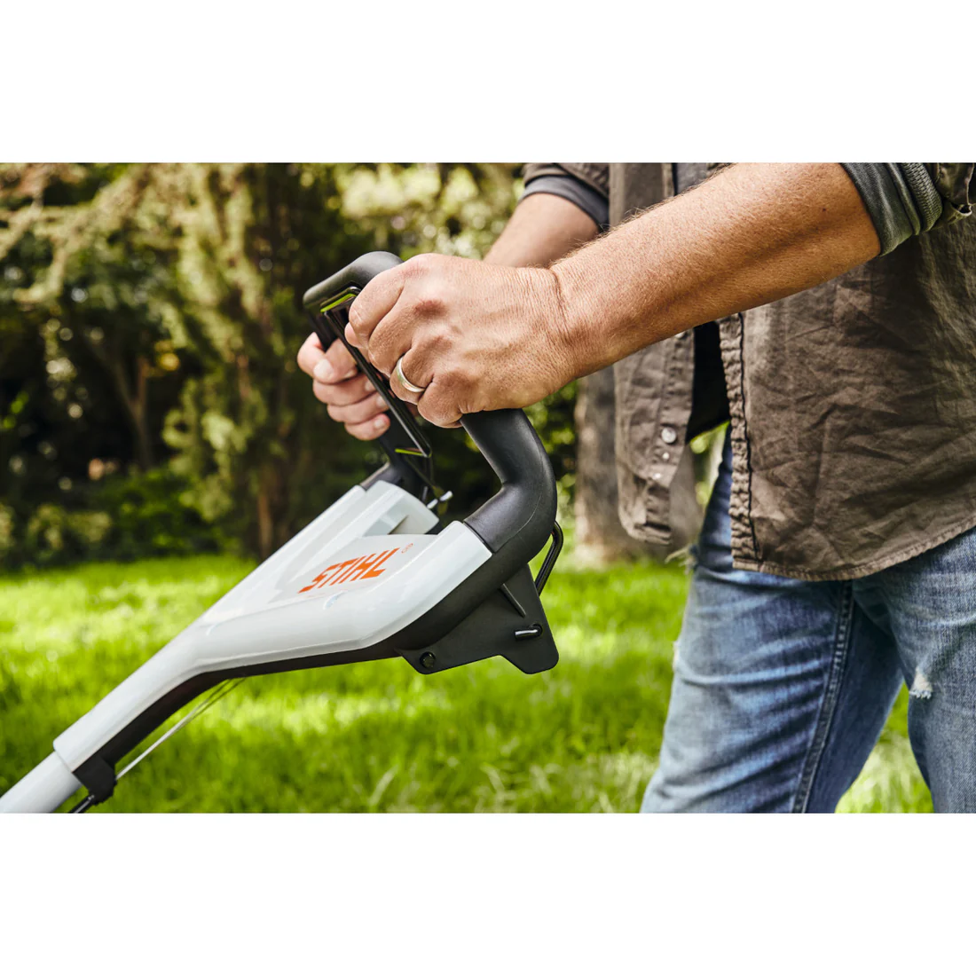 STIHL RM 448 V Benzin-Rasenmäher – Vertikalbetrieb, 46 cm Schnittbreite – Bild 2