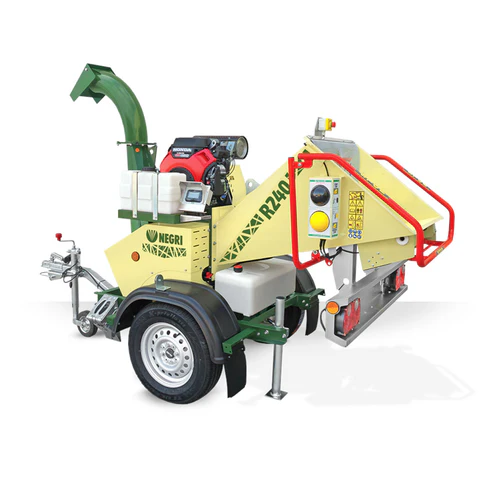 NEGRI R240BHHP210N – Thermischer Asthäcksler auf Anhänger