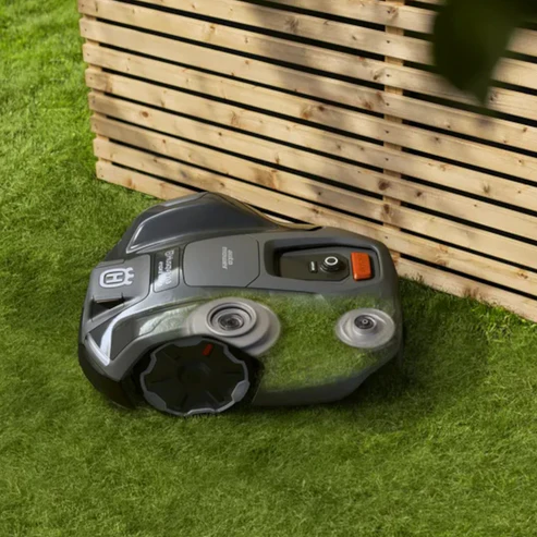 HUSQVARNA Automower 410XE EdgeCut – Schwarzer Mähroboter für große Gärten – Bild 2