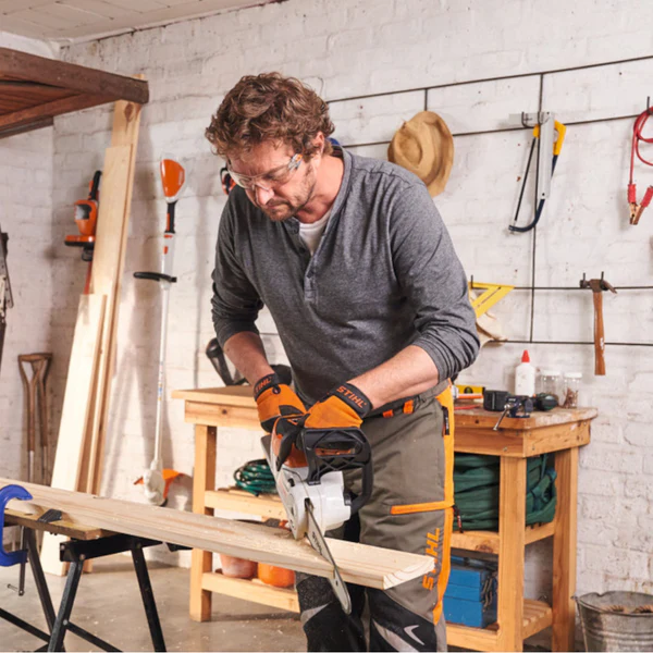 STIHL MSA 70 C-B Akku-Kettensäge – leistungsstark, leicht und kabellos – Bild 2