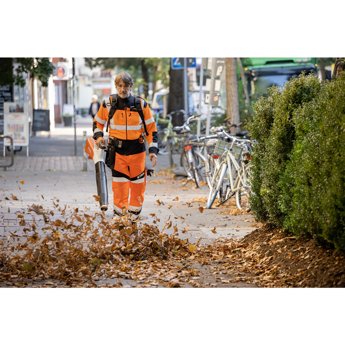 Akku-Laubbläser STIHL BGA 200 – kraftvoll & kabellos – Bild 3
