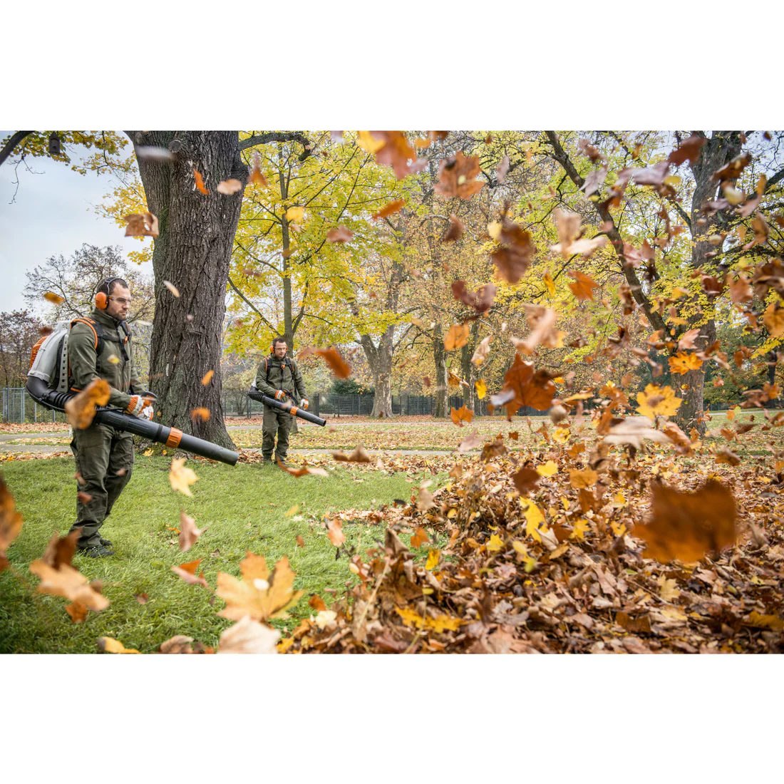 Rucksack-Laubbläser STIHL BR 800 C-E – extrem kraftvoll – Bild 2