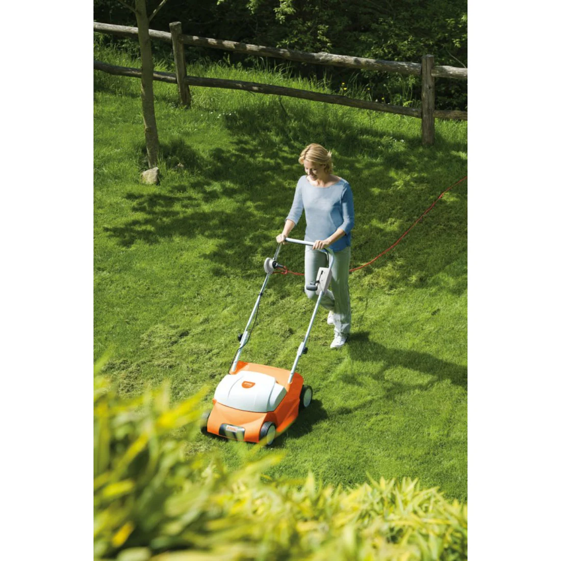Elektrischer Vertikutierer STIHL RLE 540 – 2000 W stark – Bild 2
