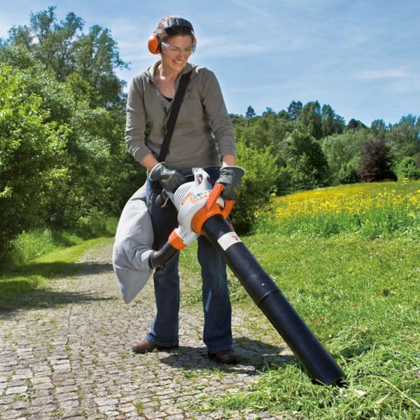 STIHL SHE 81 Elektrischer Hand-Laubsauger & Bläser – Bild 2