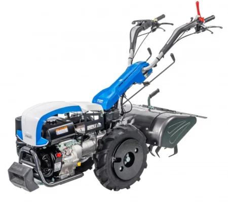 STAUB Rancher K1050 S Motorhacke auf Boden – leistungsstarkes und robustes Garten- und Landwirtschaftswerkzeug