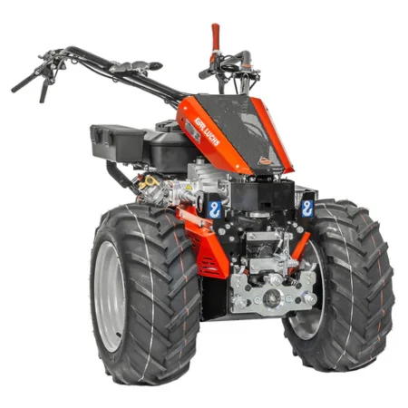 Werkzeugträger LUCHS HYDRO KÖPPL LHR-2 robust und kompakt für Landwirtschaft, Gartenbau und Handwerk, Frontansicht