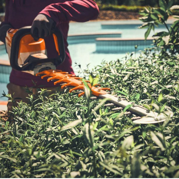 STIHL HSA 140 Akku-Heckenschere AP System – Bild 2