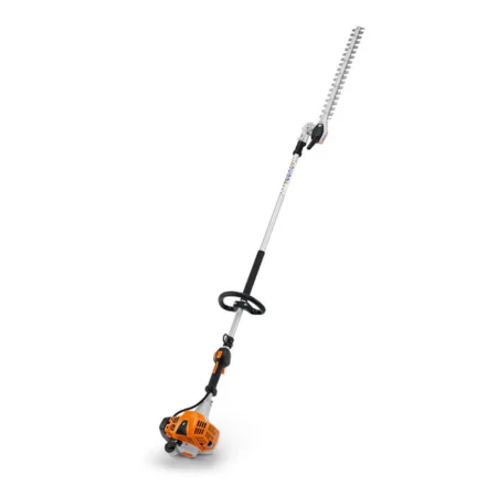 STIHL HL 94 C-E benzin-heckenschere auf stange für präzises Schneiden hoher Hecken im professionellen Einsatz