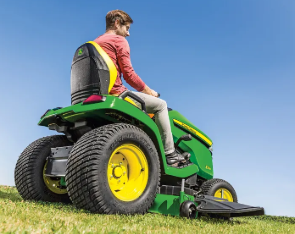 John Deere X590 Rasentraktor für große Gärten – Bild 3